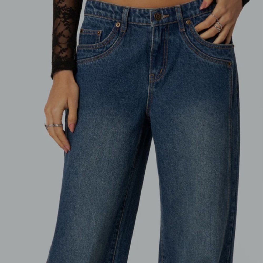 Vesper Cuffed Low Rise Jeans - Picture 2 of 4